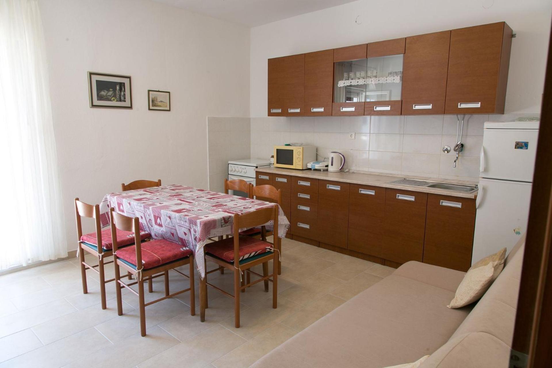 Apartments Ivica - 150M From Sea Trogir Bagian luar foto