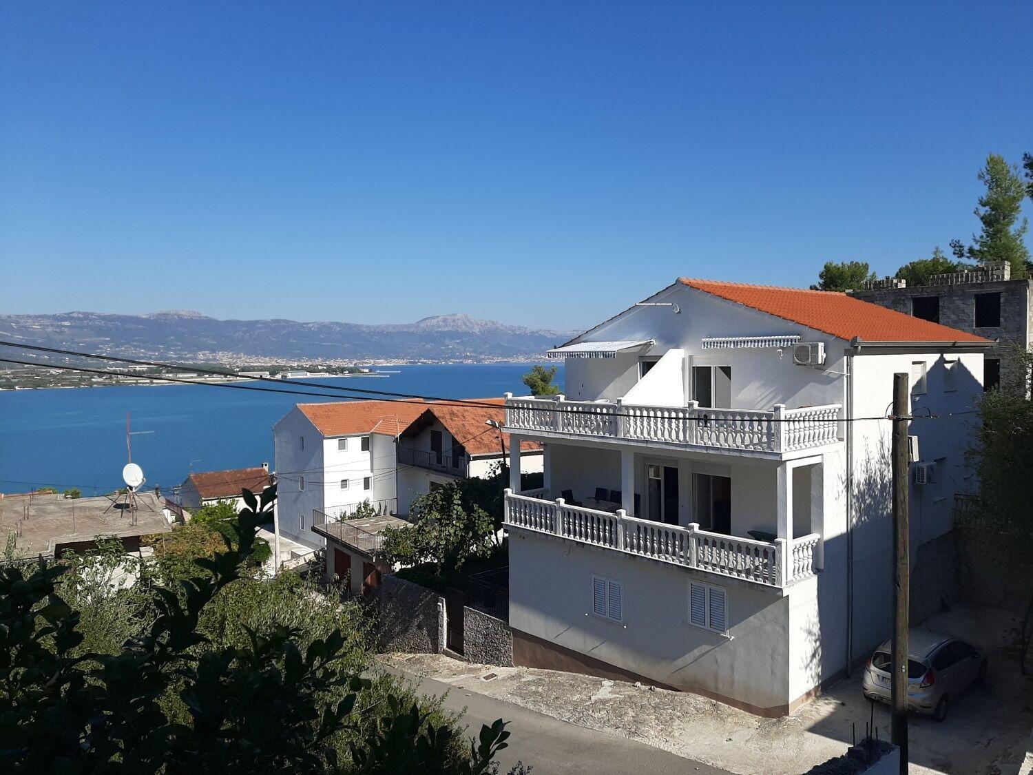 Apartments Ivica - 150M From Sea Trogir Bagian luar foto