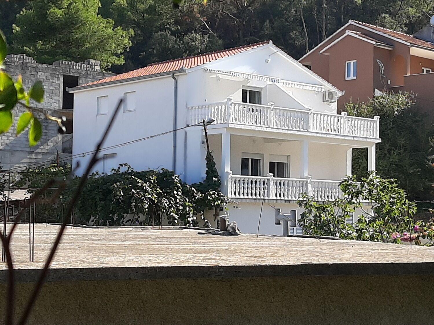 Apartments Ivica - 150M From Sea Trogir Bagian luar foto