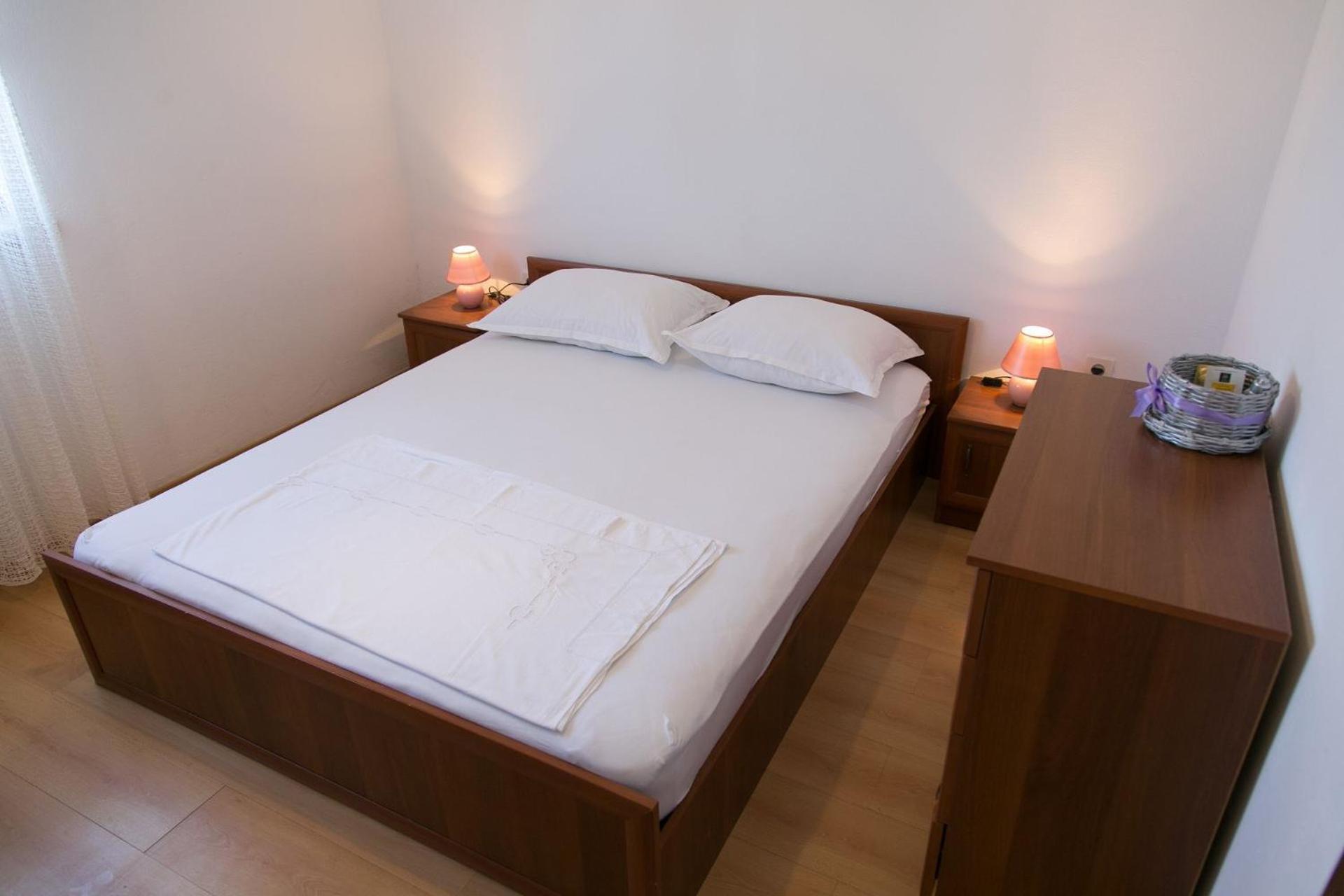 Apartments Ivica - 150M From Sea Trogir Bagian luar foto