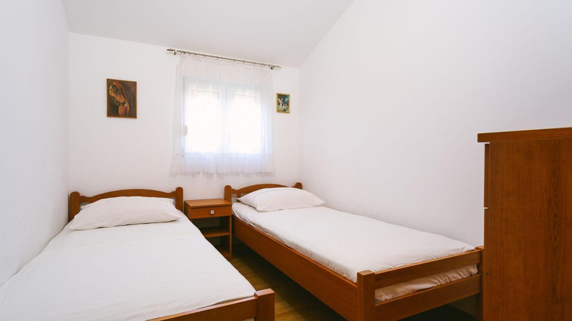 Apartments Ivica - 150M From Sea Trogir Bagian luar foto