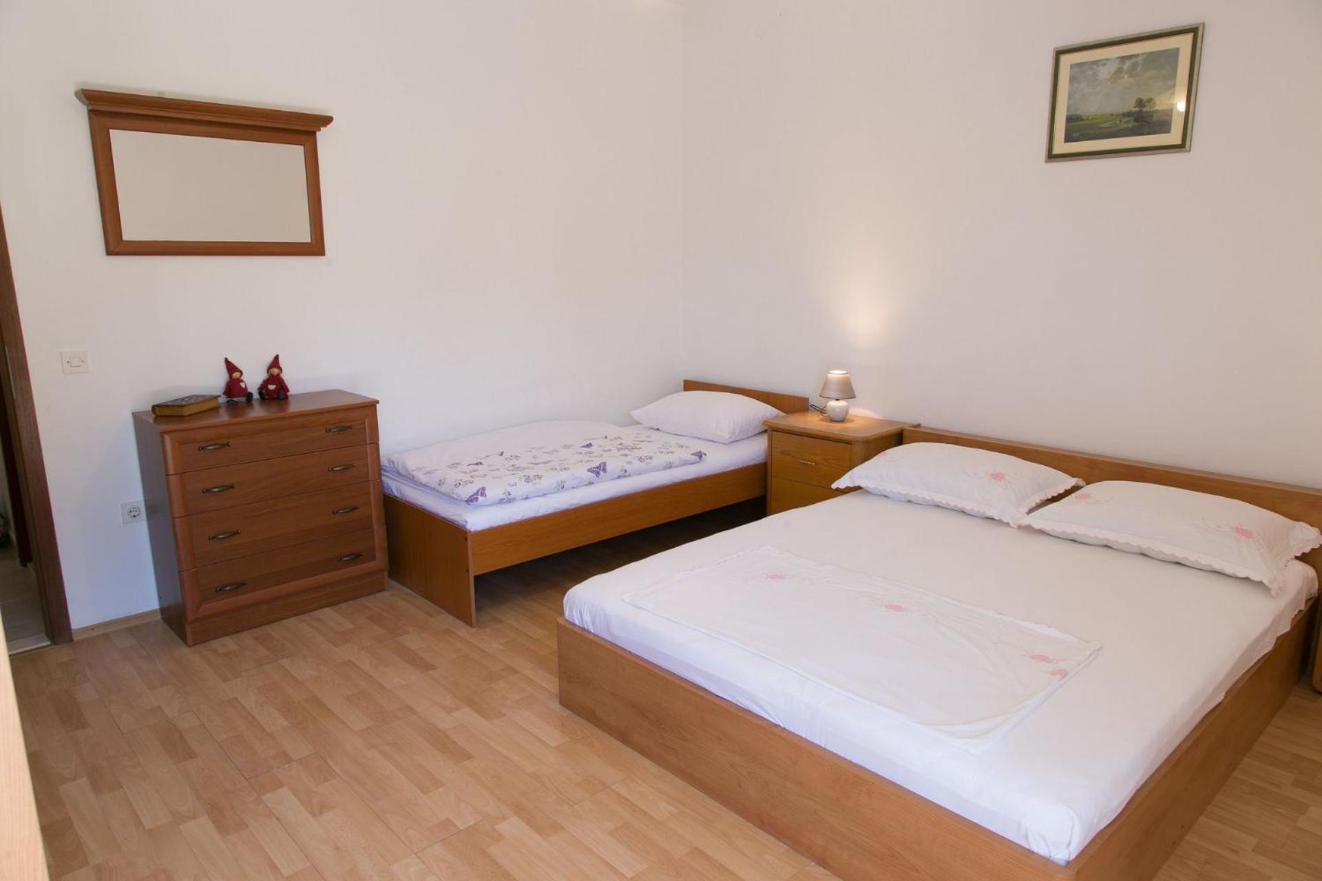 Apartments Ivica - 150M From Sea Trogir Bagian luar foto